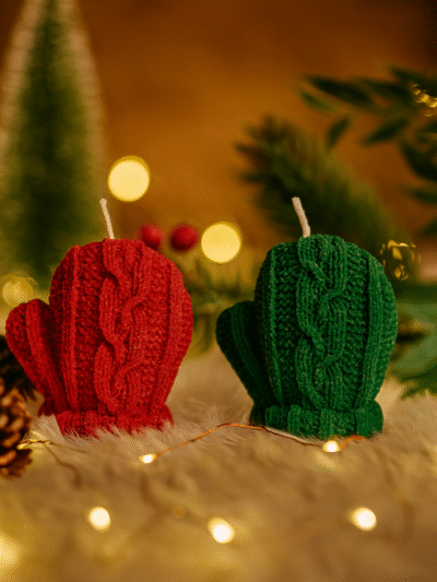 Christmas theme hand mitten scented candle | 55 gms | Burn time upto 3 Hrs | Christmas collection