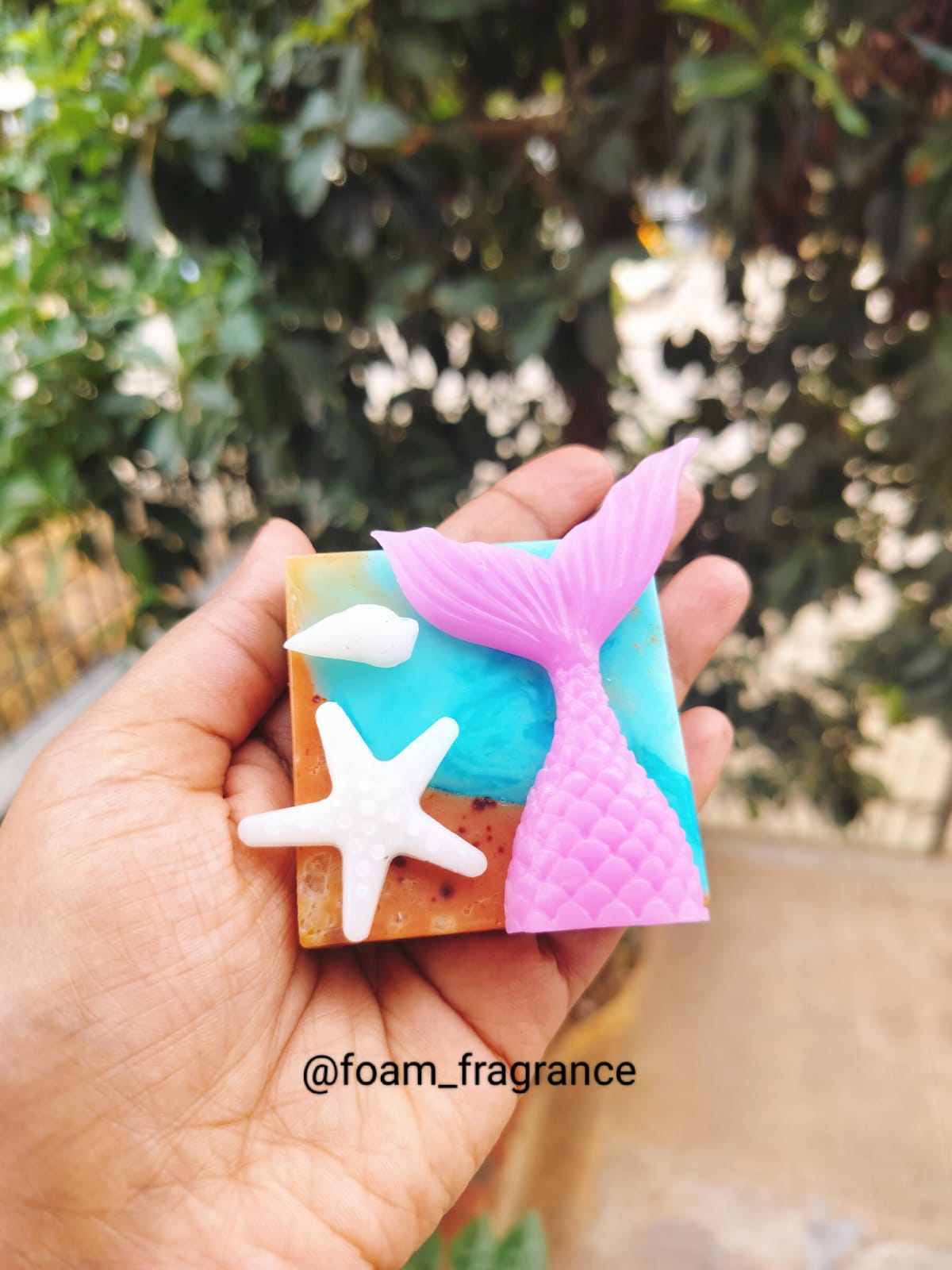 Beach theme handmade Shea-butter soap | Mermaid theme | 100gms | SLS and Paraben free | Infused with Organic Sandalwood for the sand look - Image 4